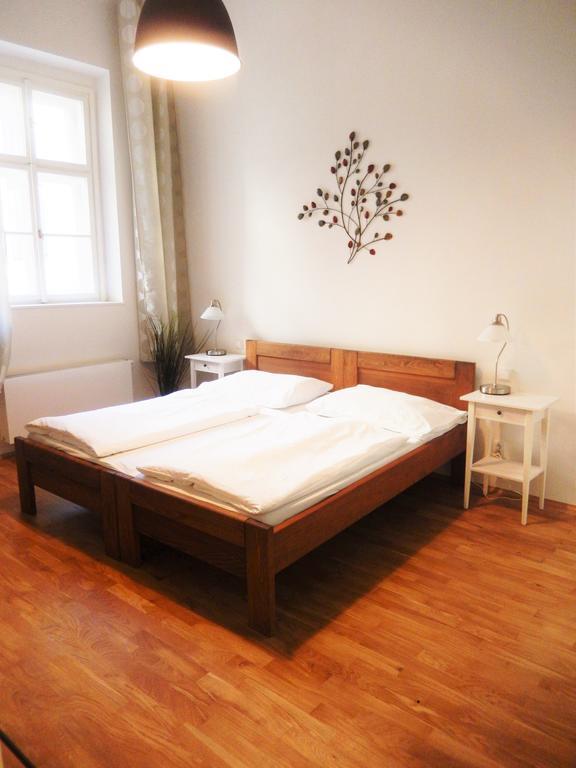 Klimentska 52 Old Town Apartamento